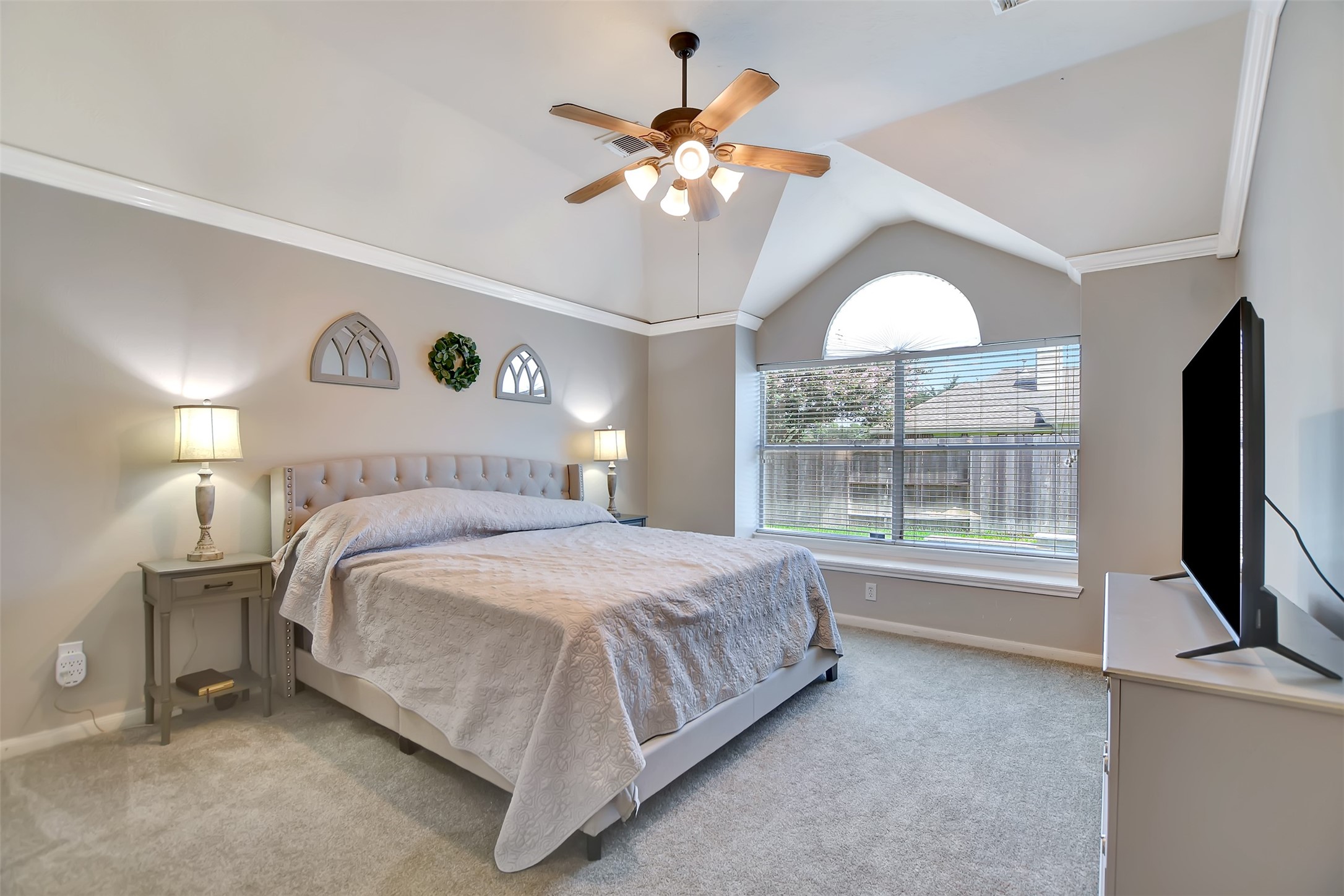18607 Summercliff Lane Property Photo 18