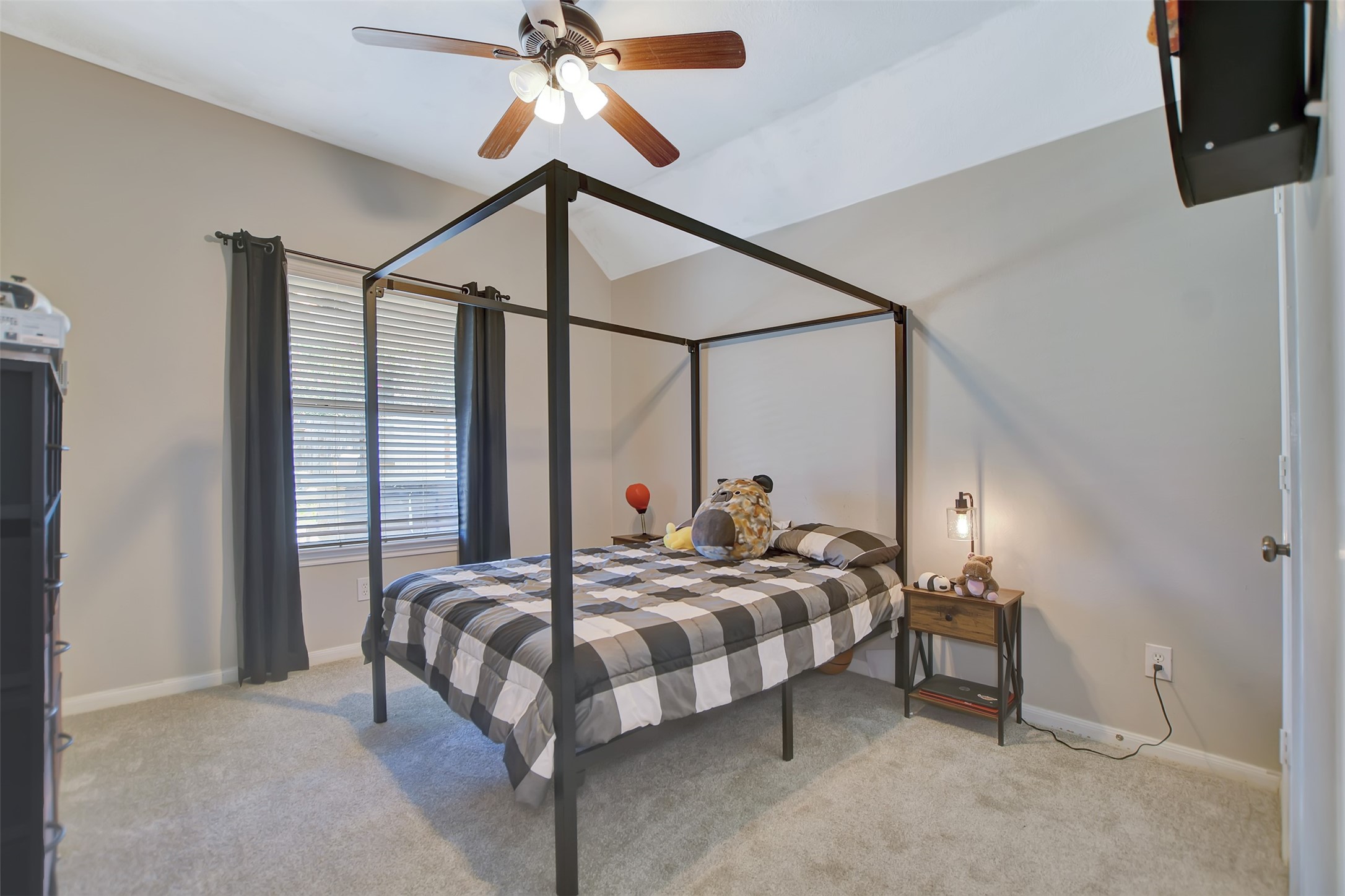 18607 Summercliff Lane Property Photo 27