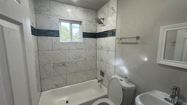 8433 Lenore Street Property Photo 6
