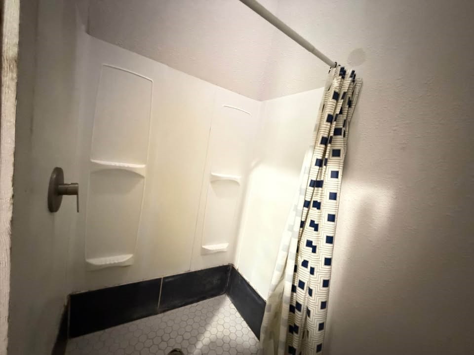 1211 W Park Avenue 107 Property Photo 3