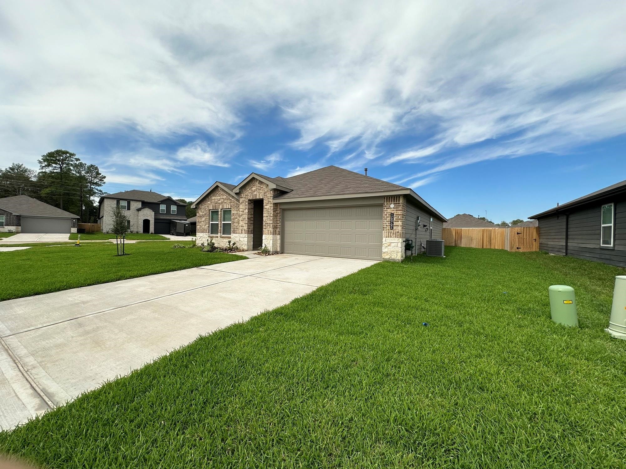 16962 Twisted Seagrass Lane Property Photo 3