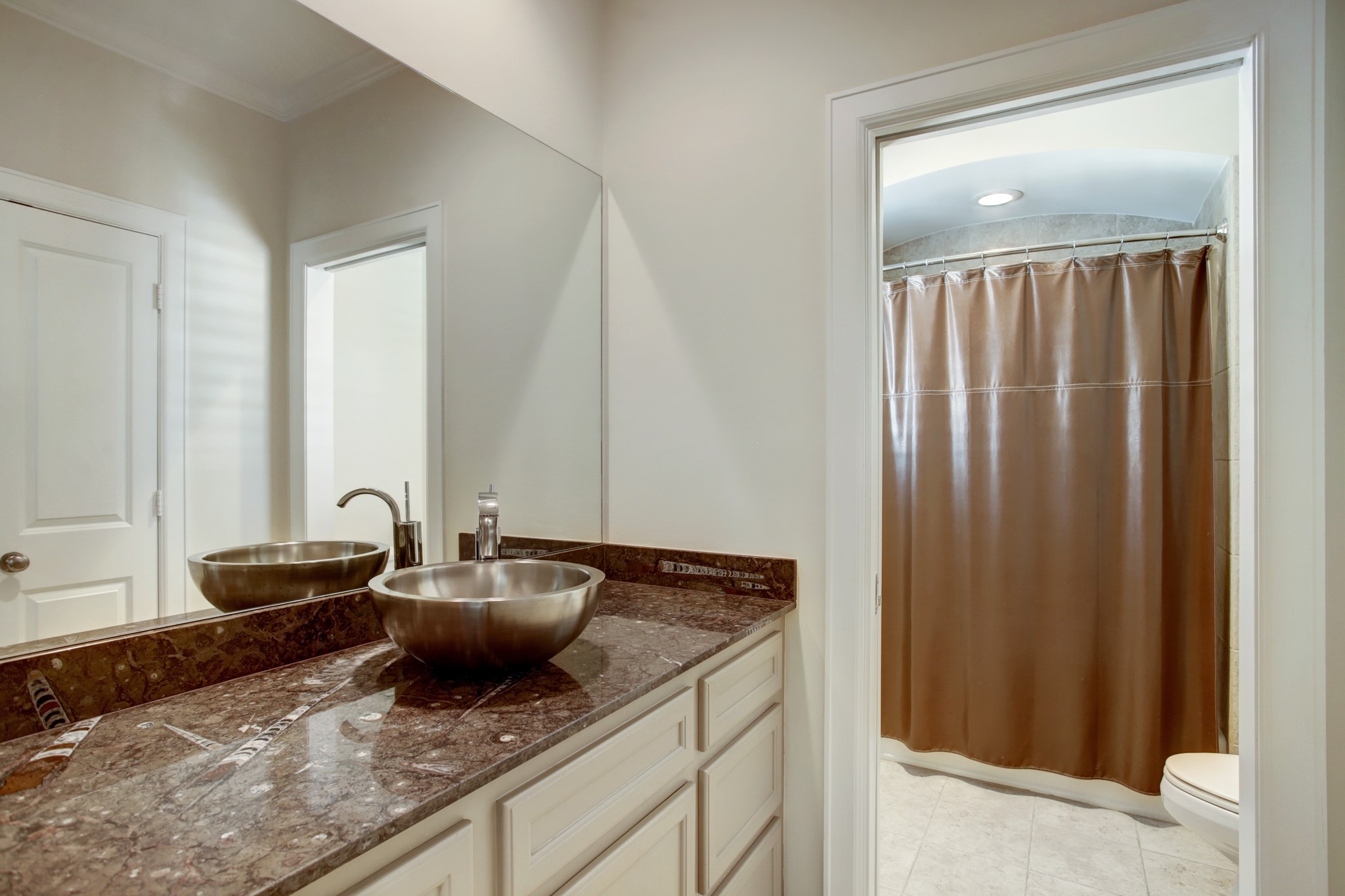 2522 Kingston Street Property Photo 33