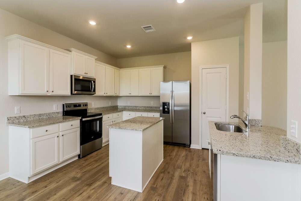 7622 Tipton Meadow Way Property Photo 7