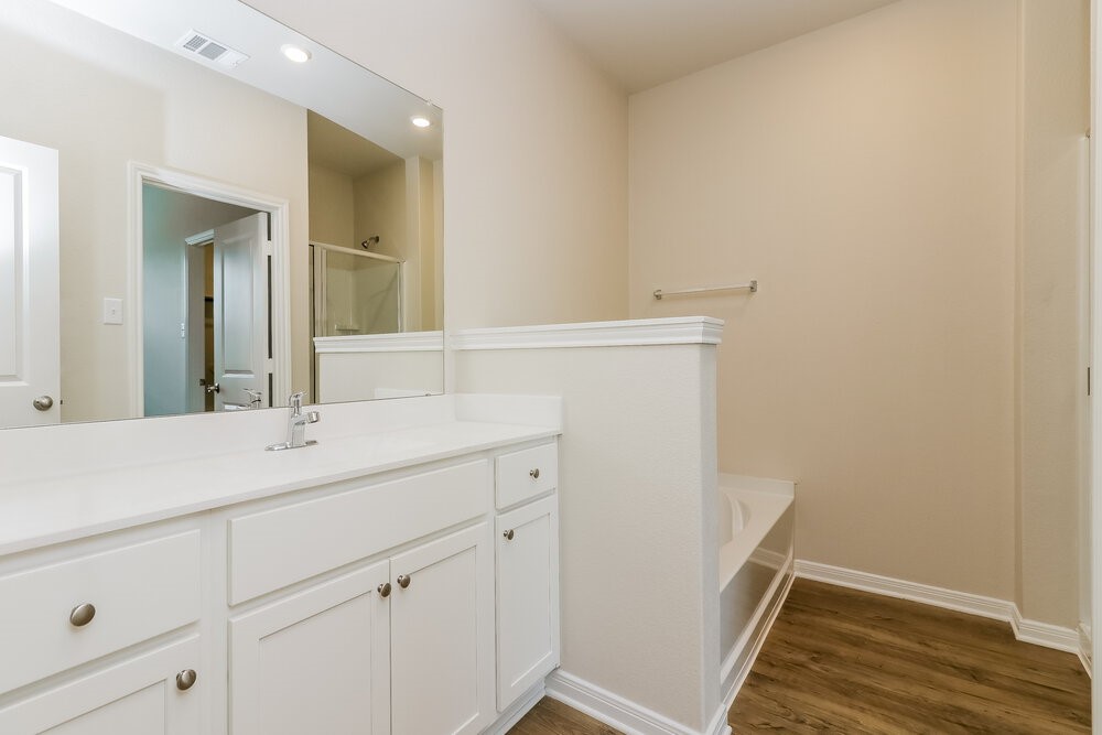 7622 Tipton Meadow Way Property Photo 11