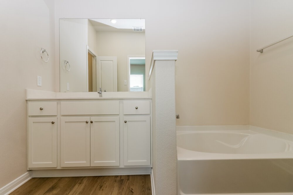 7622 Tipton Meadow Way Property Photo 12