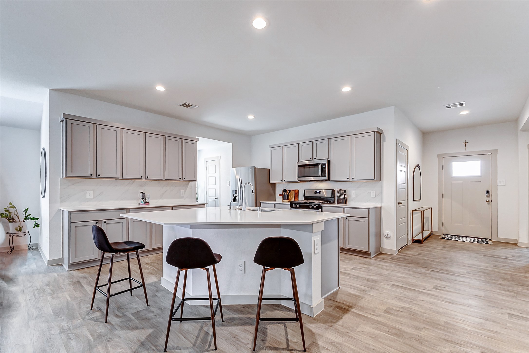 1731 William Scott Street Property Photo 11