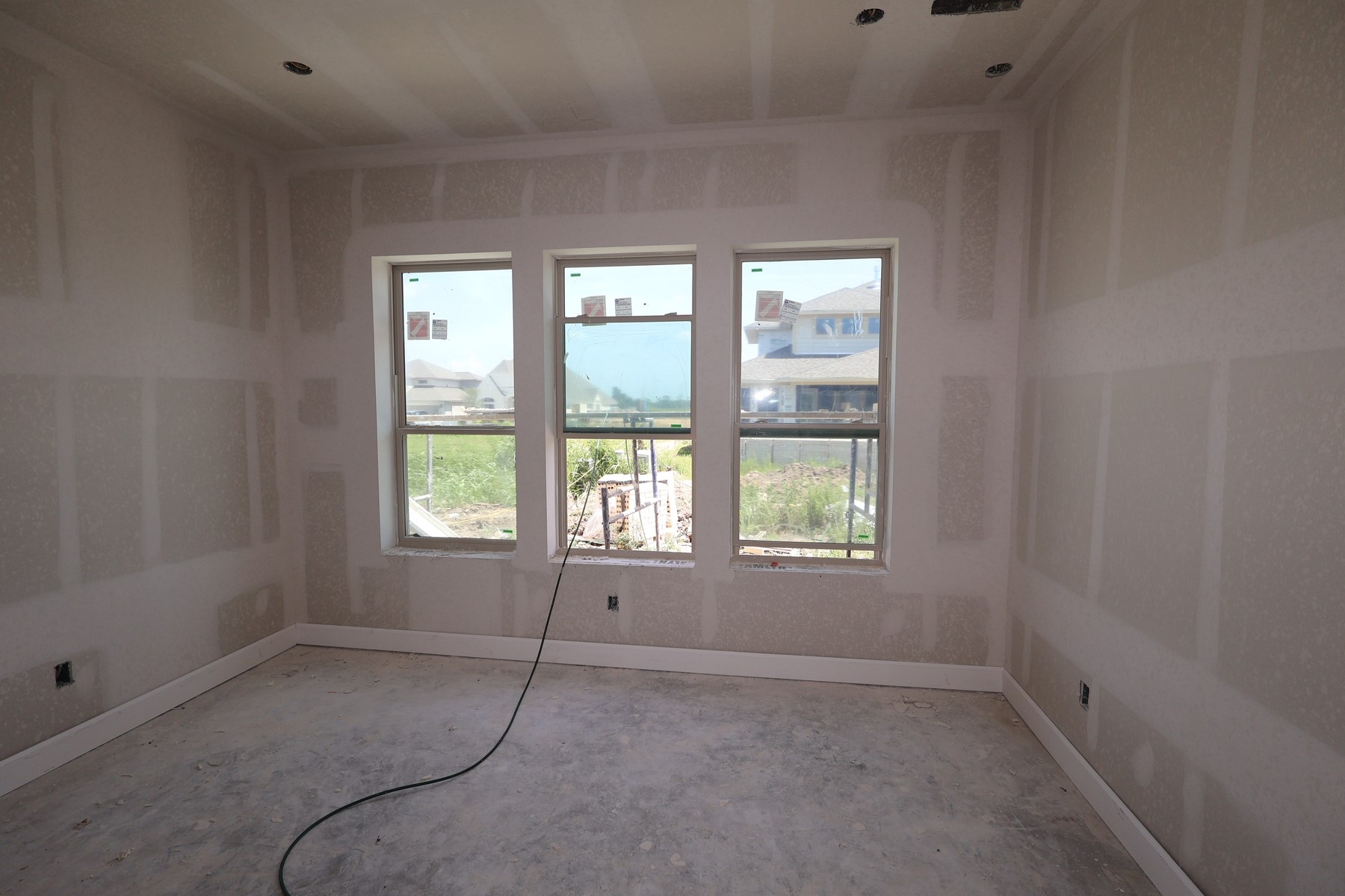6606 Mammoth Lane Property Photo 11