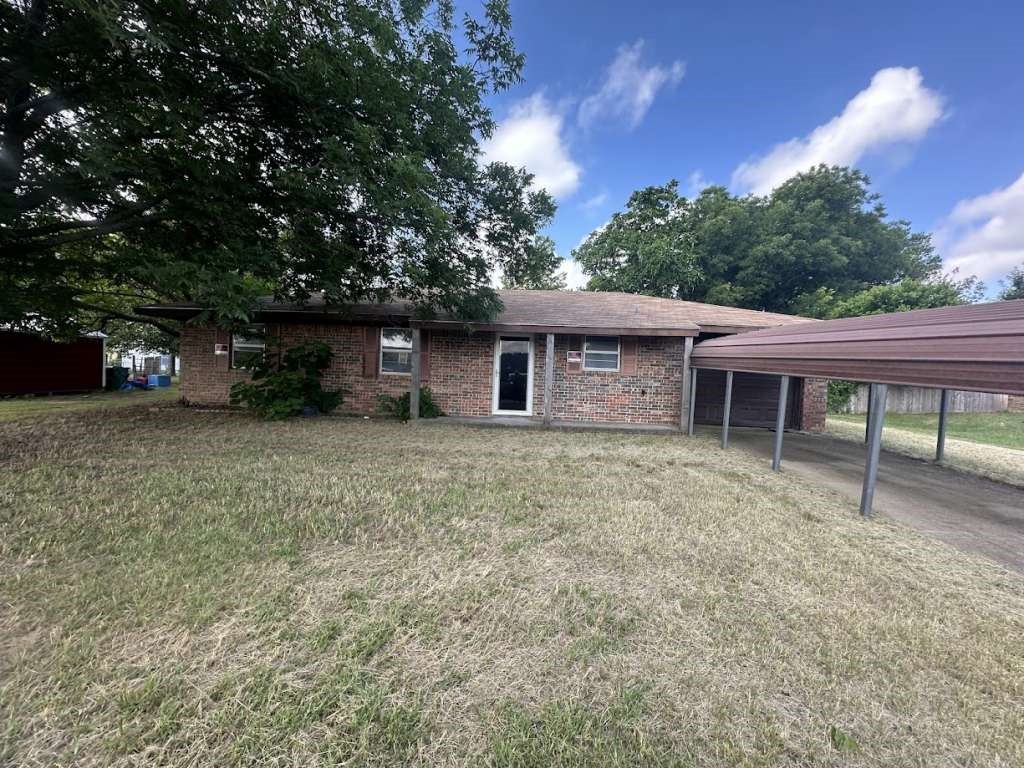 1504 Martha Street Property Photo 1