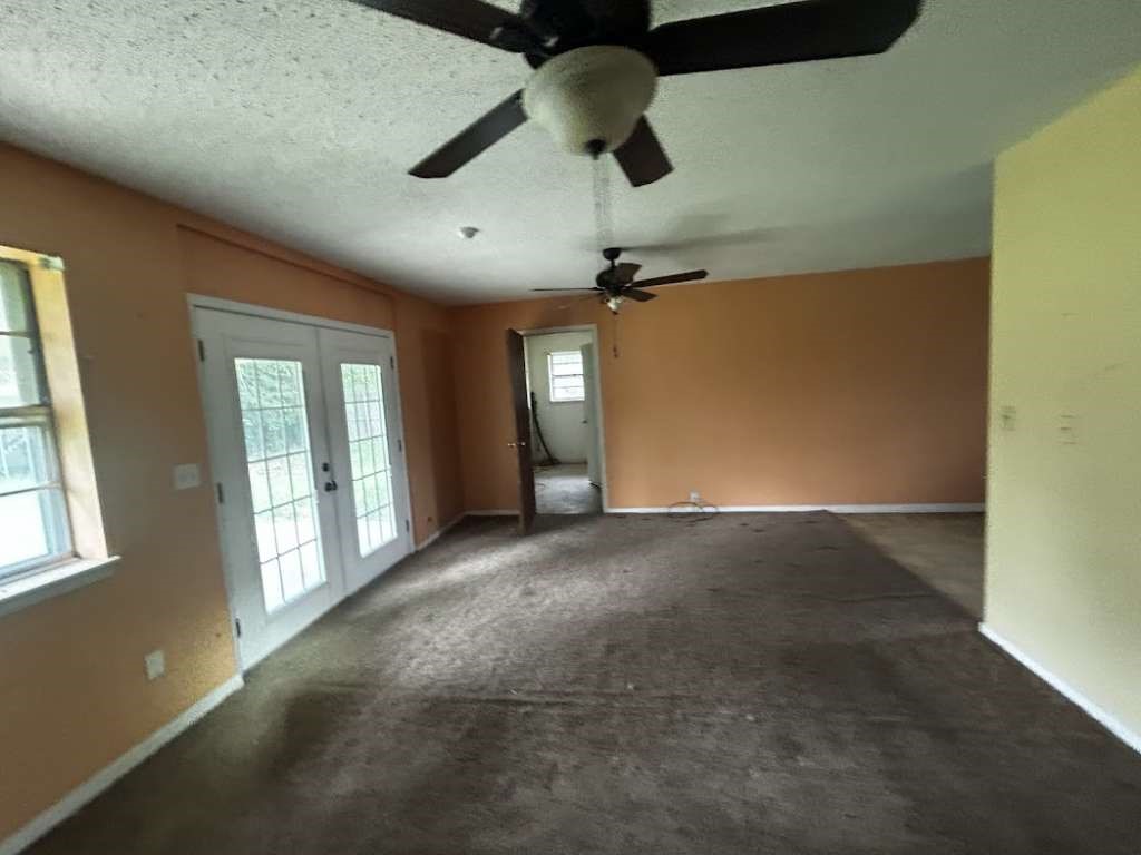 1504 Martha Street Property Photo 4