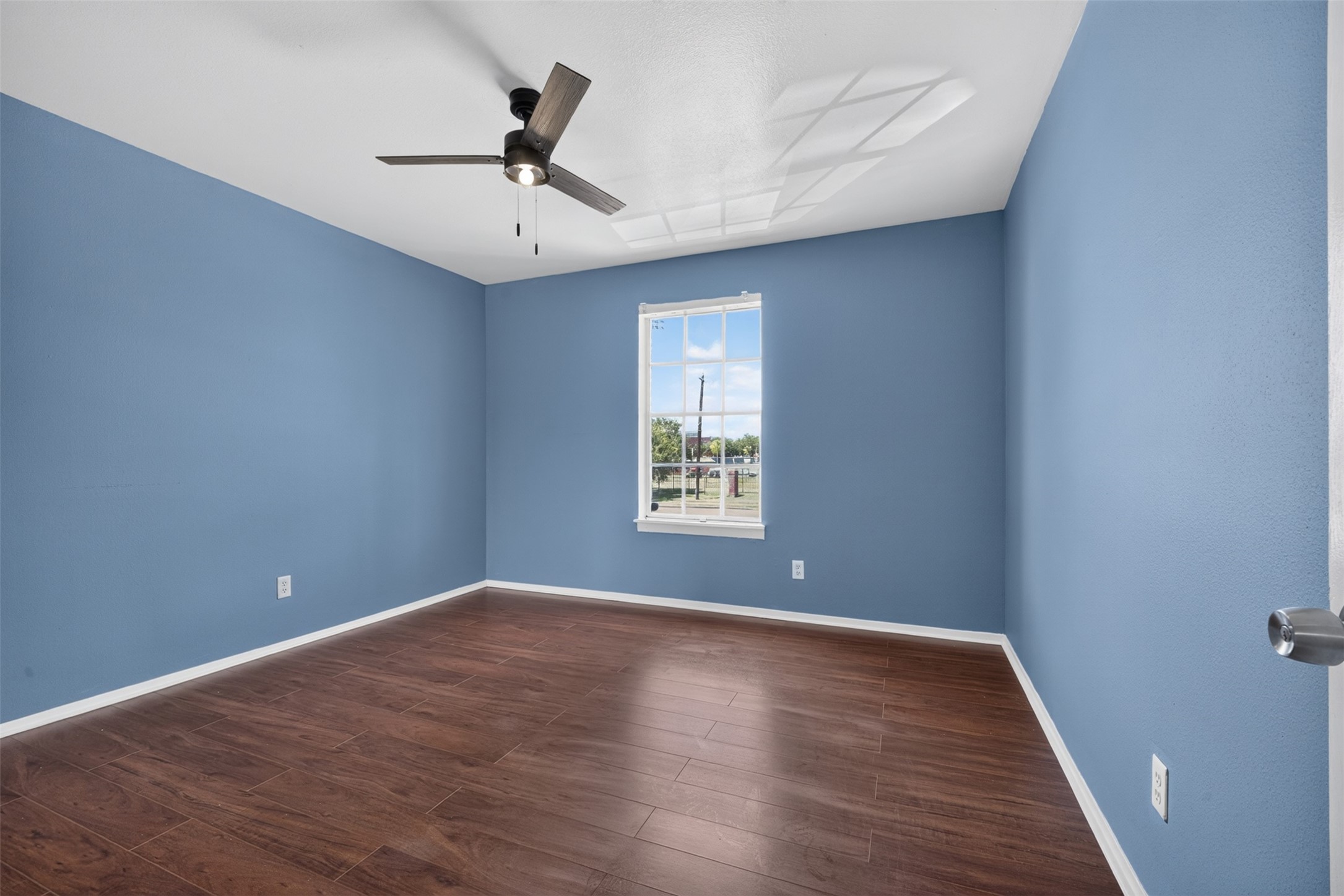 7205 Beechnut Street D Property Photo 17