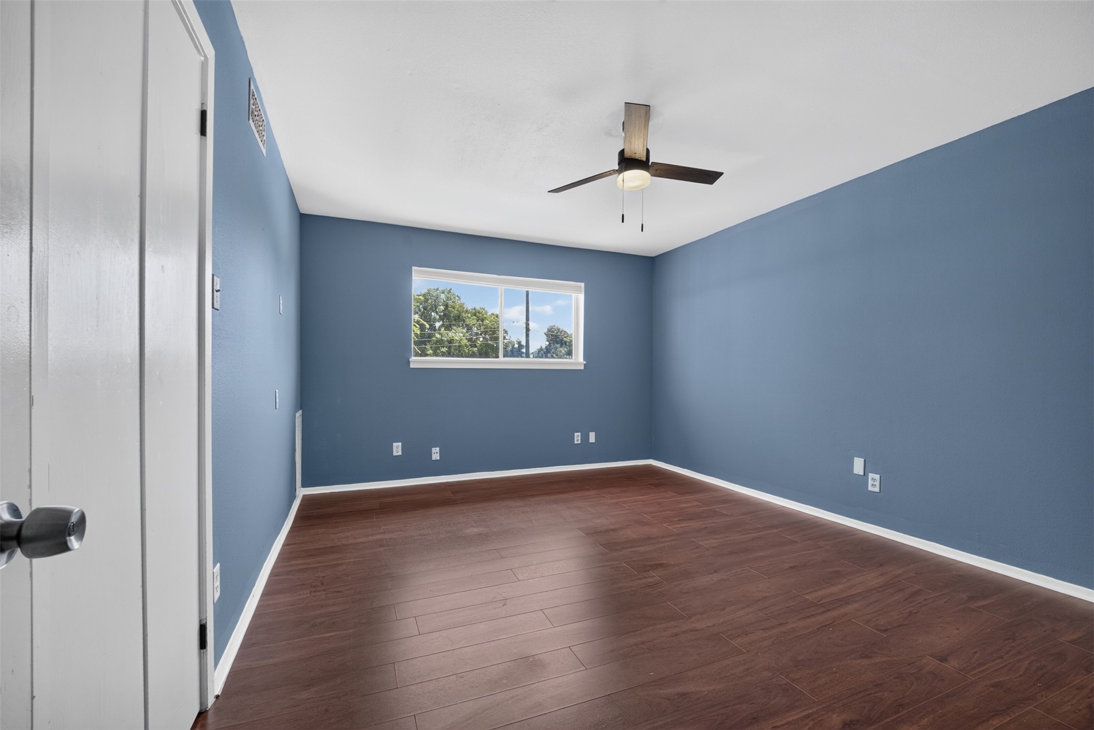 7205 Beechnut Street D Property Photo 20