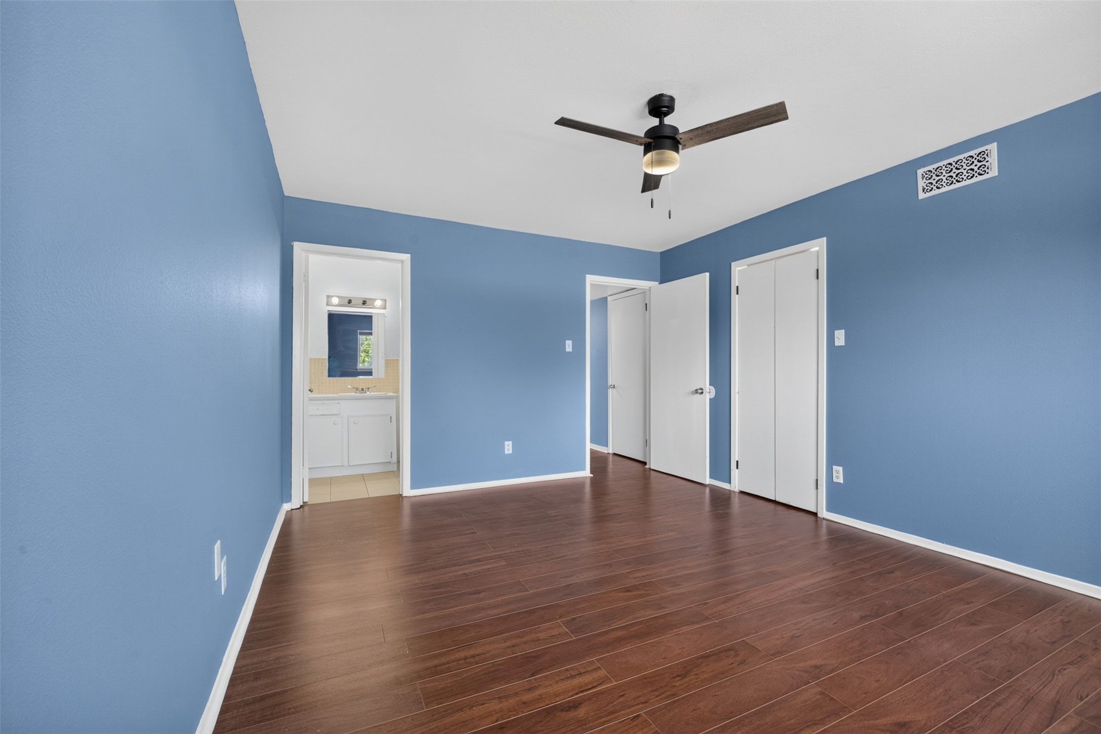 7205 Beechnut Street D Property Photo 21
