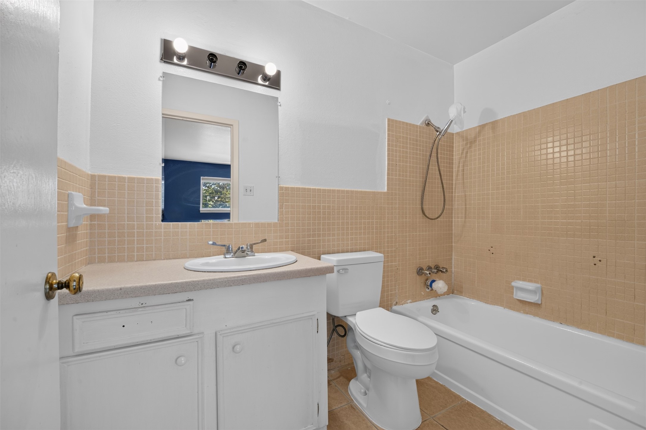 7205 Beechnut Street D Property Photo 22