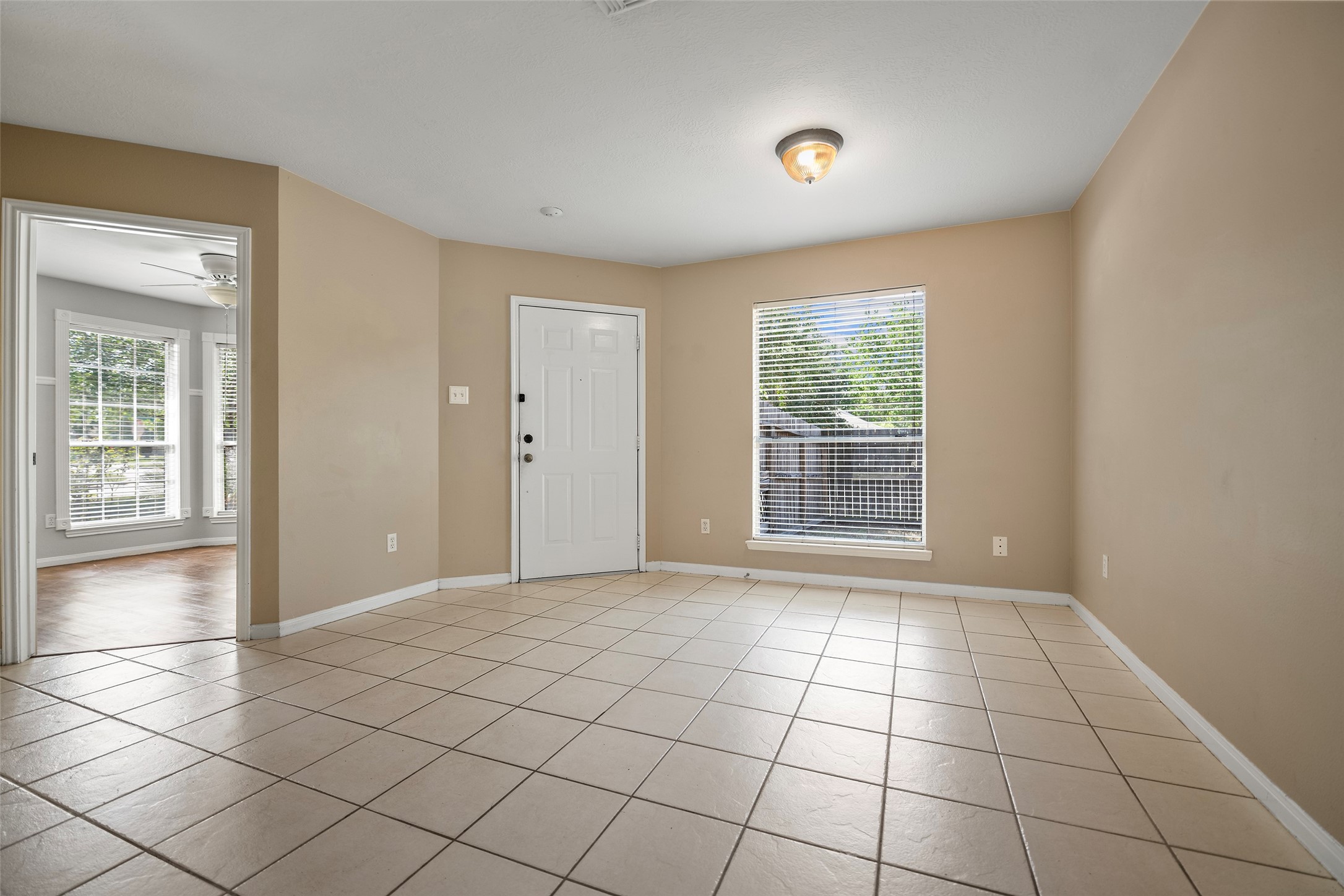 18103 Gravenhurst Lane Property Photo 4