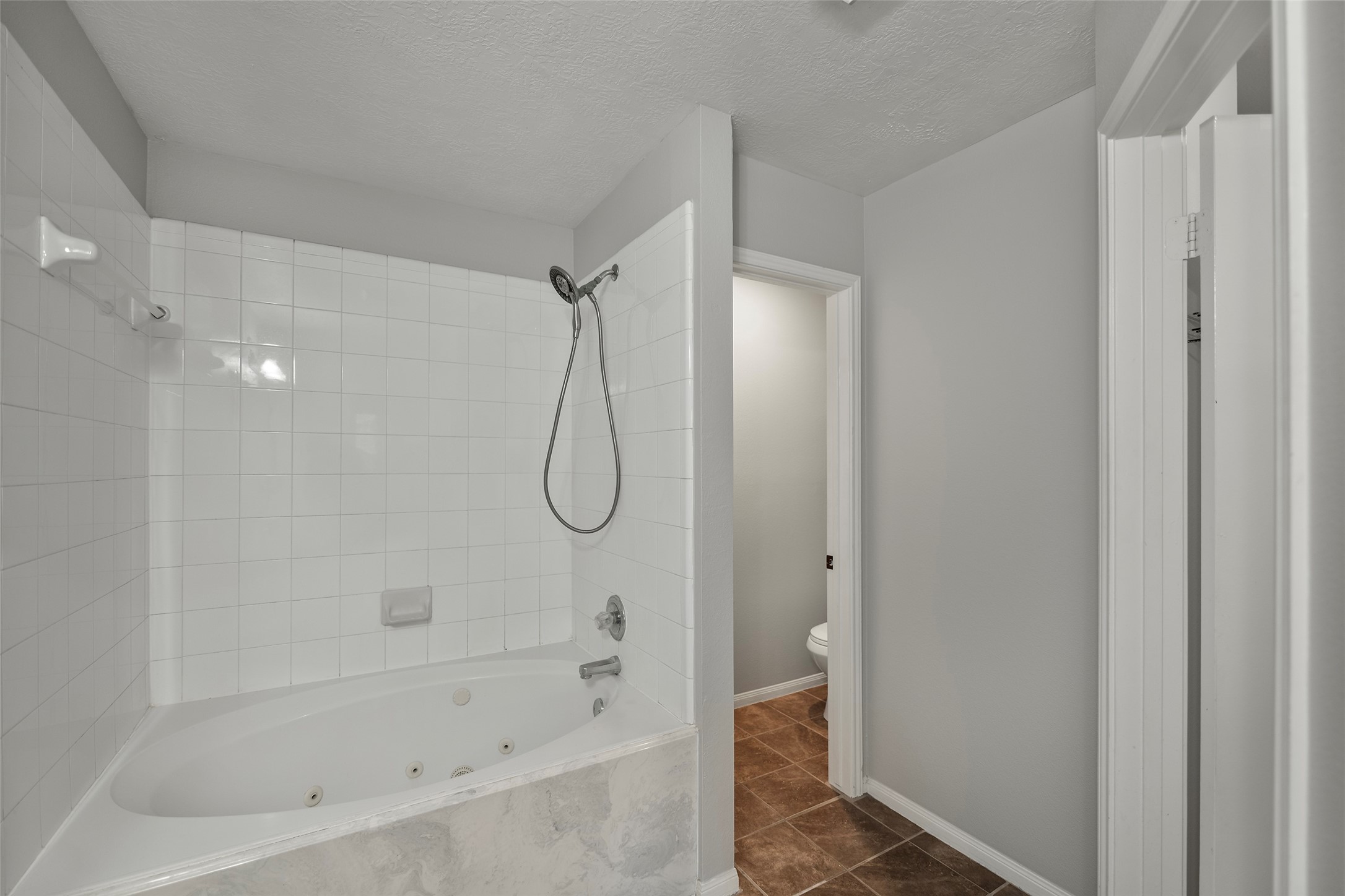 18103 Gravenhurst Lane Property Photo 26
