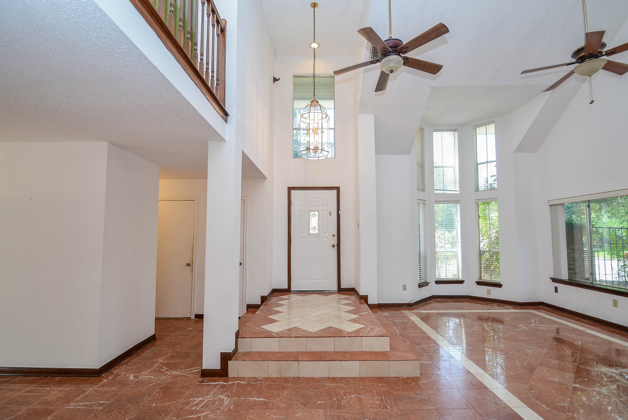 1603 Beaconshire Road Property Photo 4