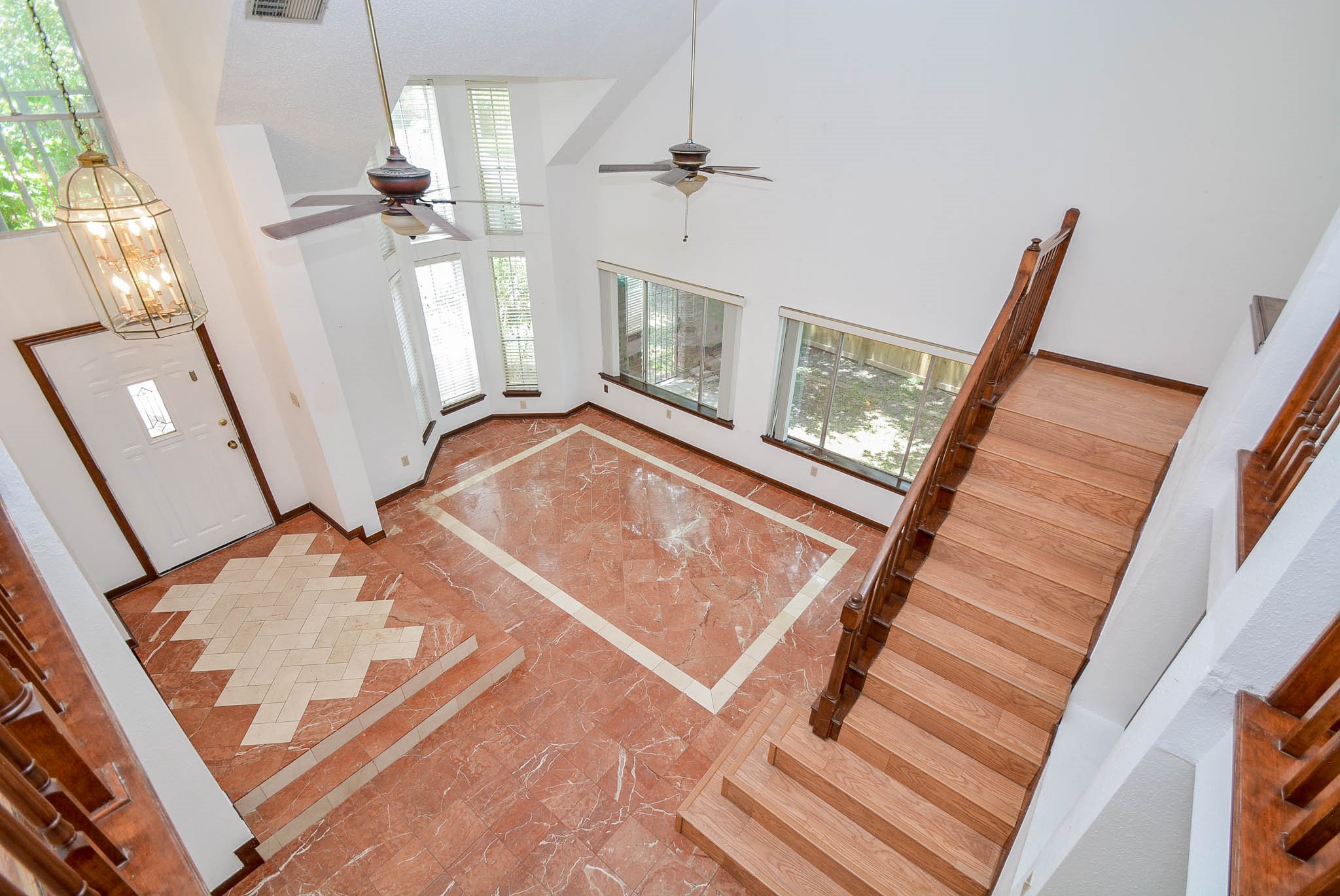 1603 Beaconshire Road Property Photo 14