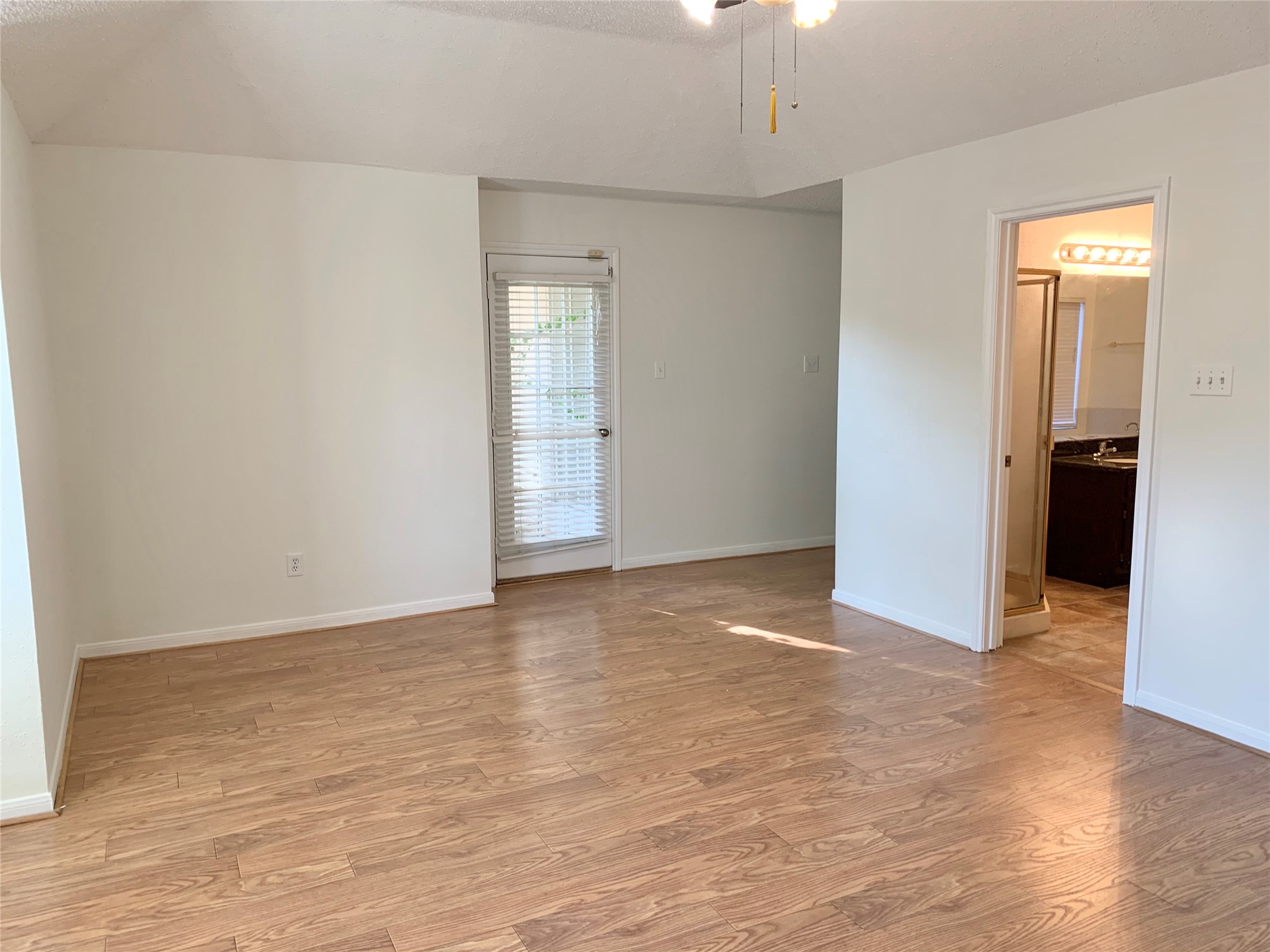 1603 Beaconshire Road Property Photo 16