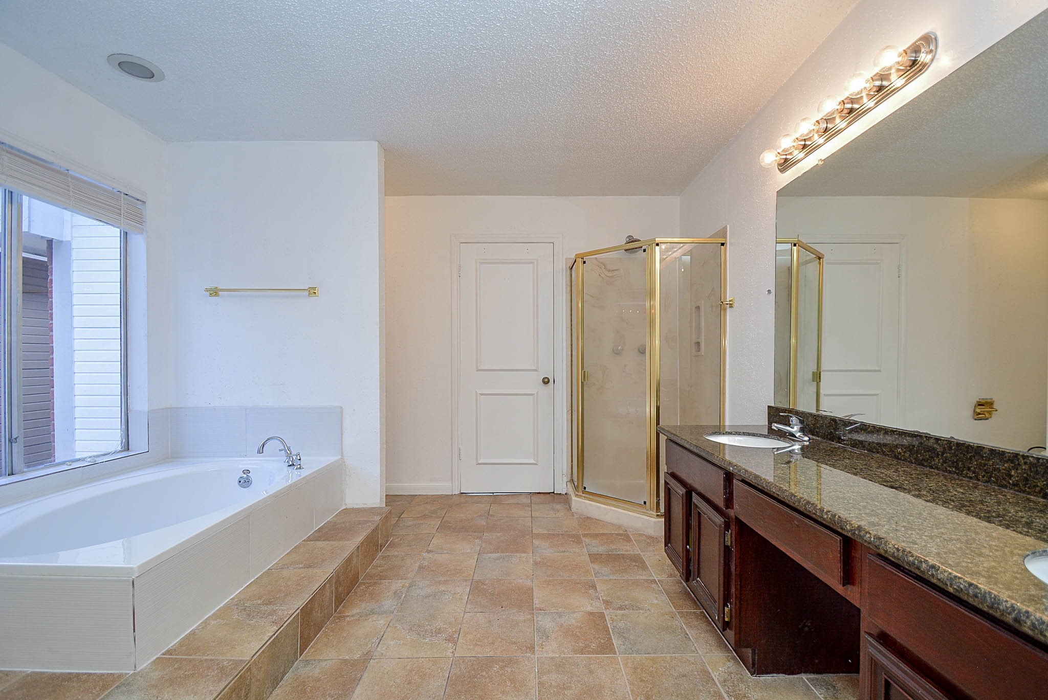 1603 Beaconshire Road Property Photo 17