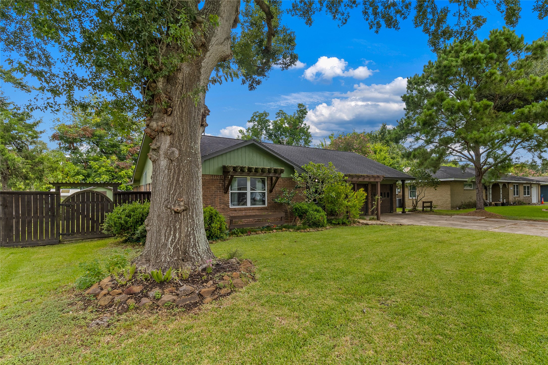 1413 Lawn Drive Property Photo 1
