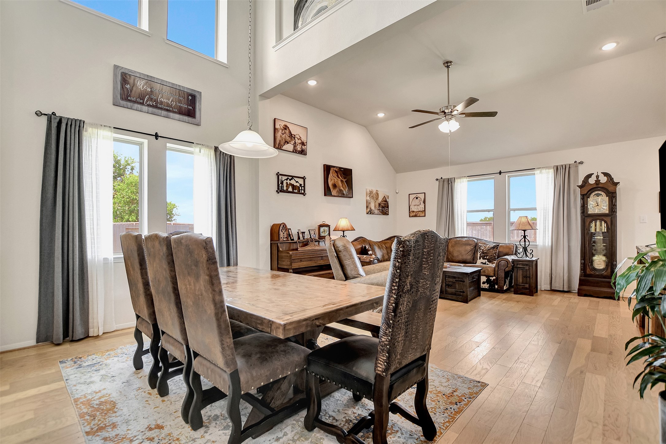 21623 Evergreen Manor Drive Property Photo 15