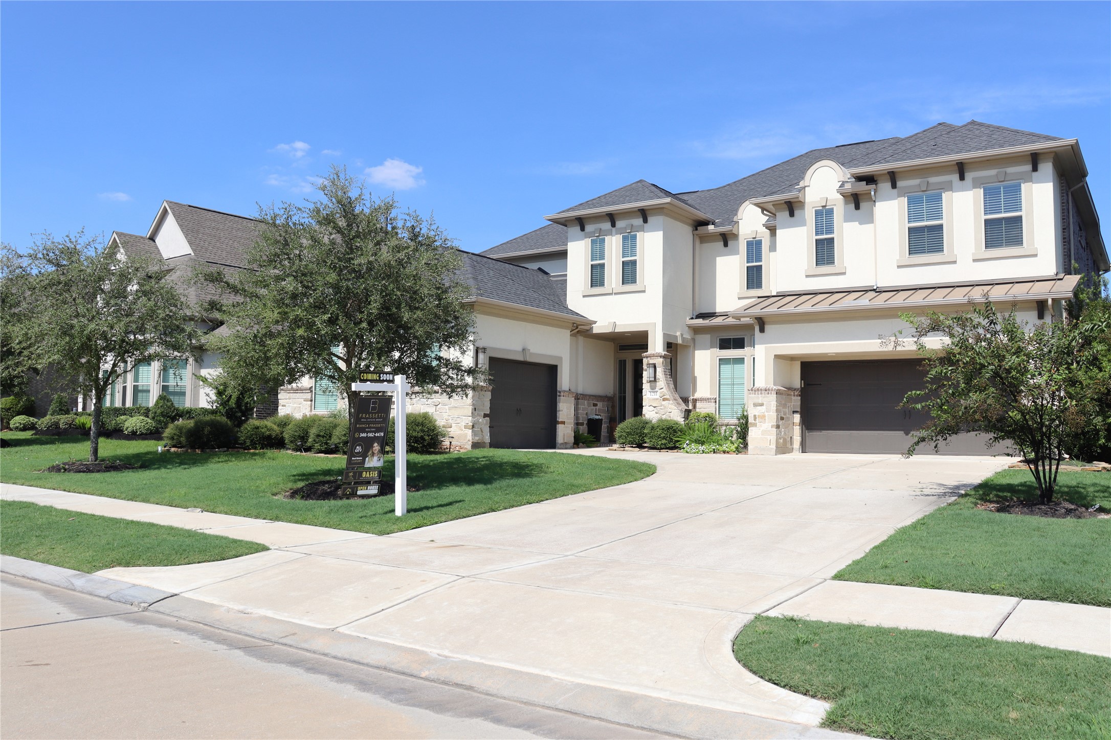 1211 Ryann Rose Creek Lane Property Photo 1