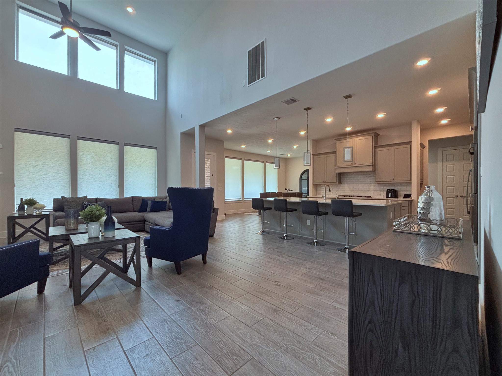 1211 Ryann Rose Creek Lane Property Photo 5