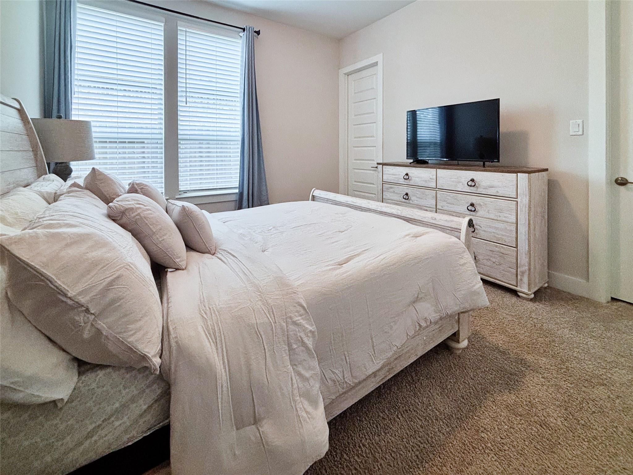 1211 Ryann Rose Creek Lane Property Photo 25