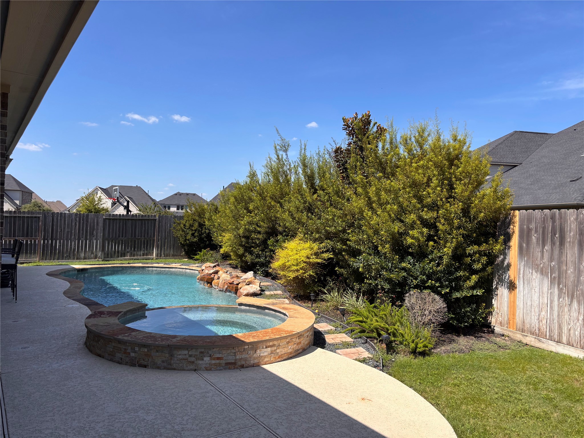 1211 Ryann Rose Creek Lane Property Photo 38