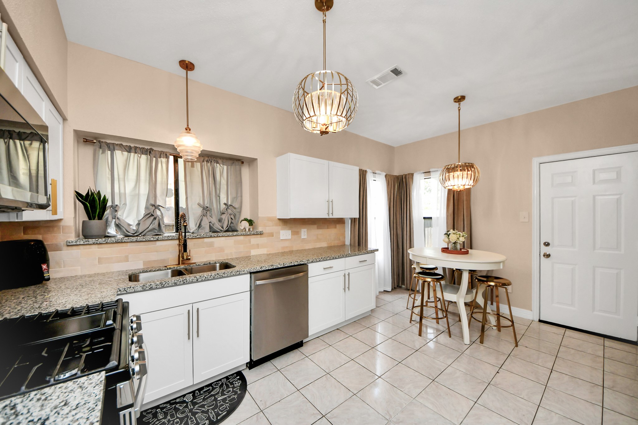 12334 Misty Laurel Drive Property Photo 13
