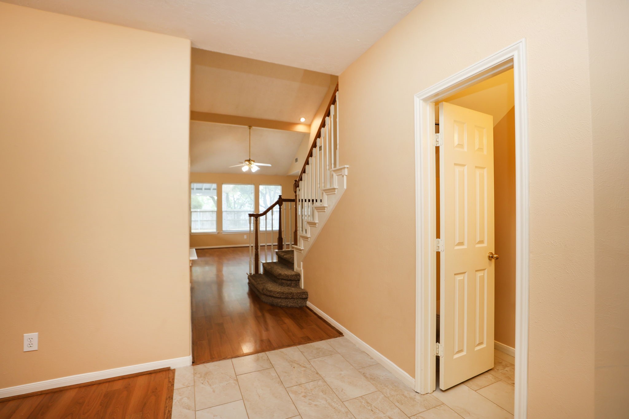 14707 Concord Grove Property Photo 3