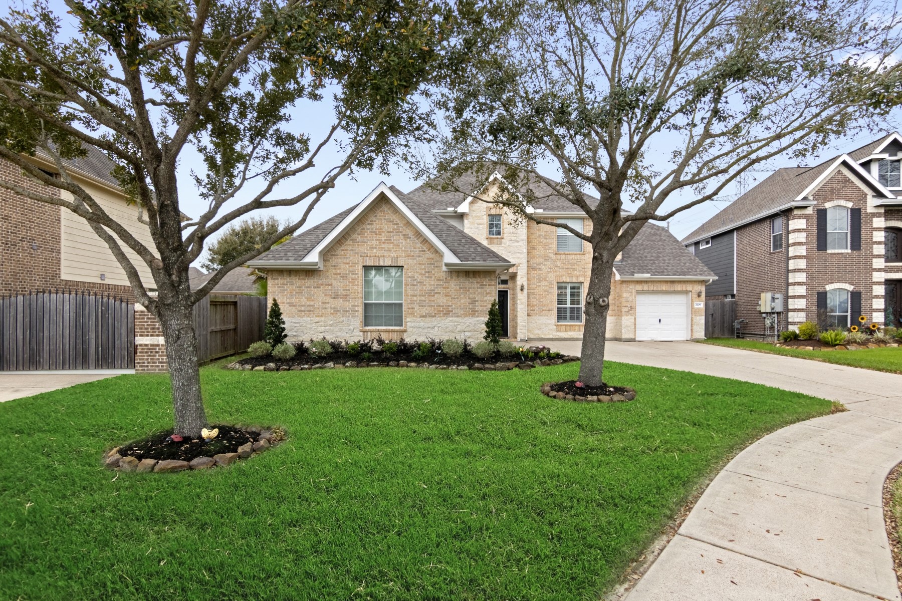 2209 Lisa Lane Property Photo 4