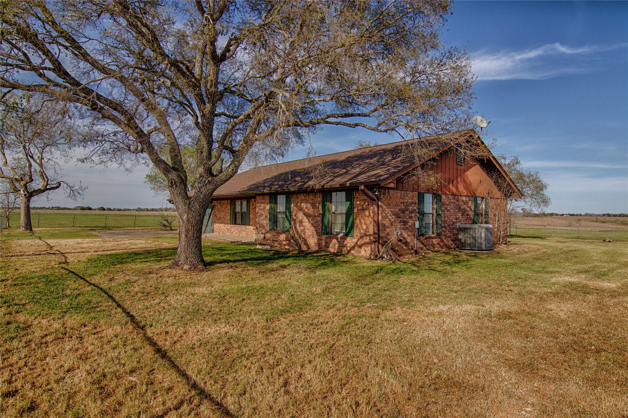 11552 Fm 1383 Property Photo 24