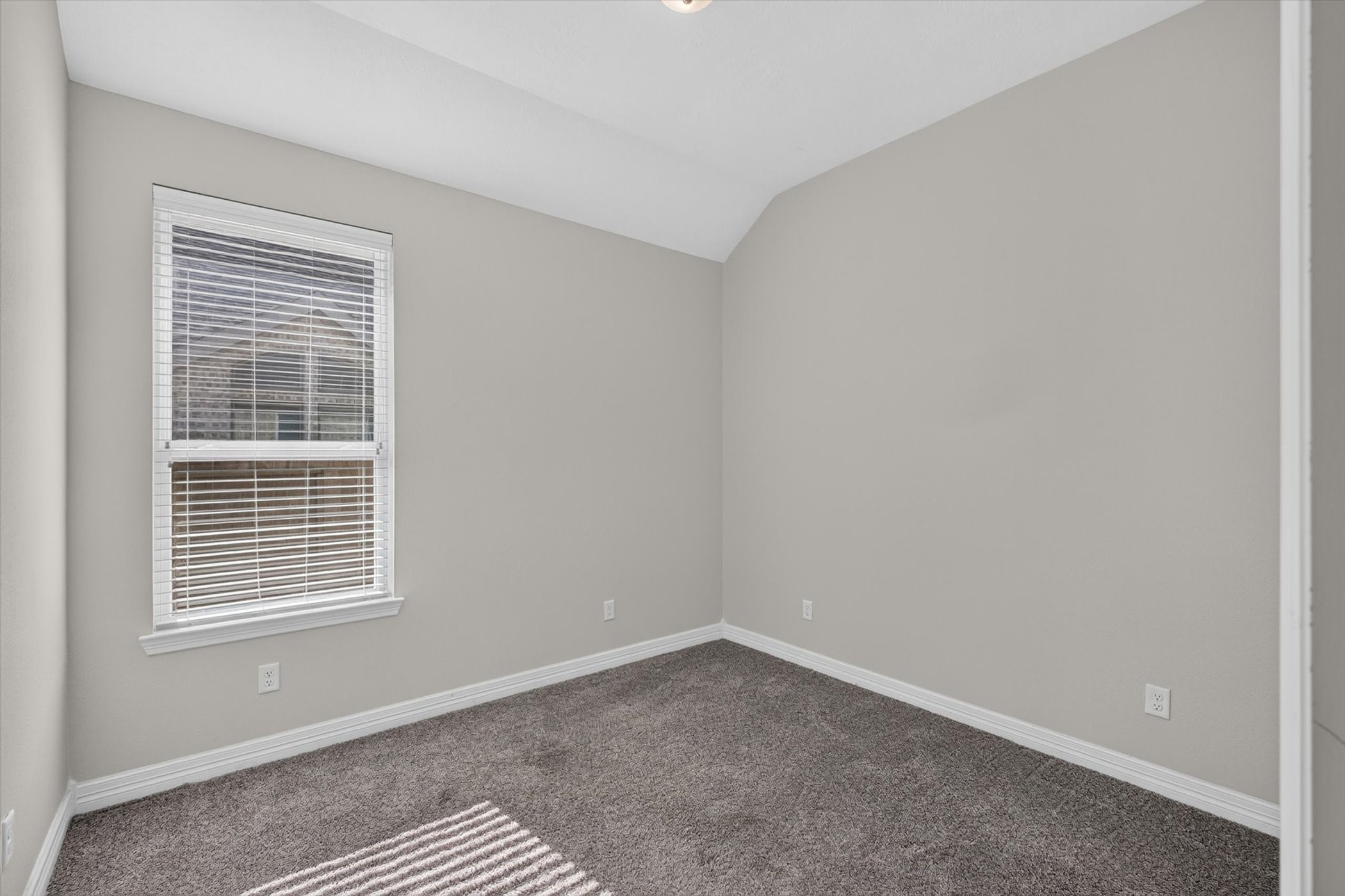11927 Clearview Cove Drive Property Photo 19