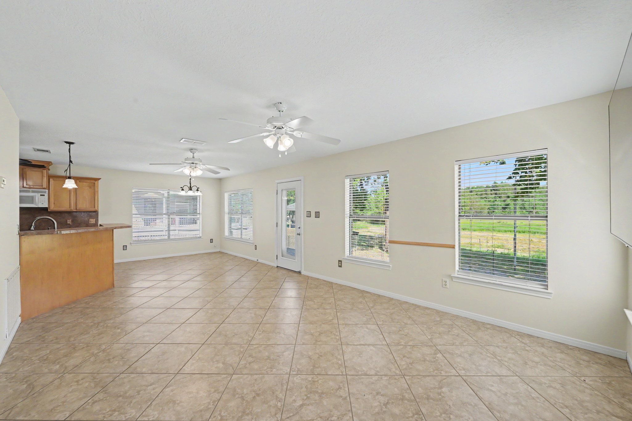 15 Lakeside Property Photo 3