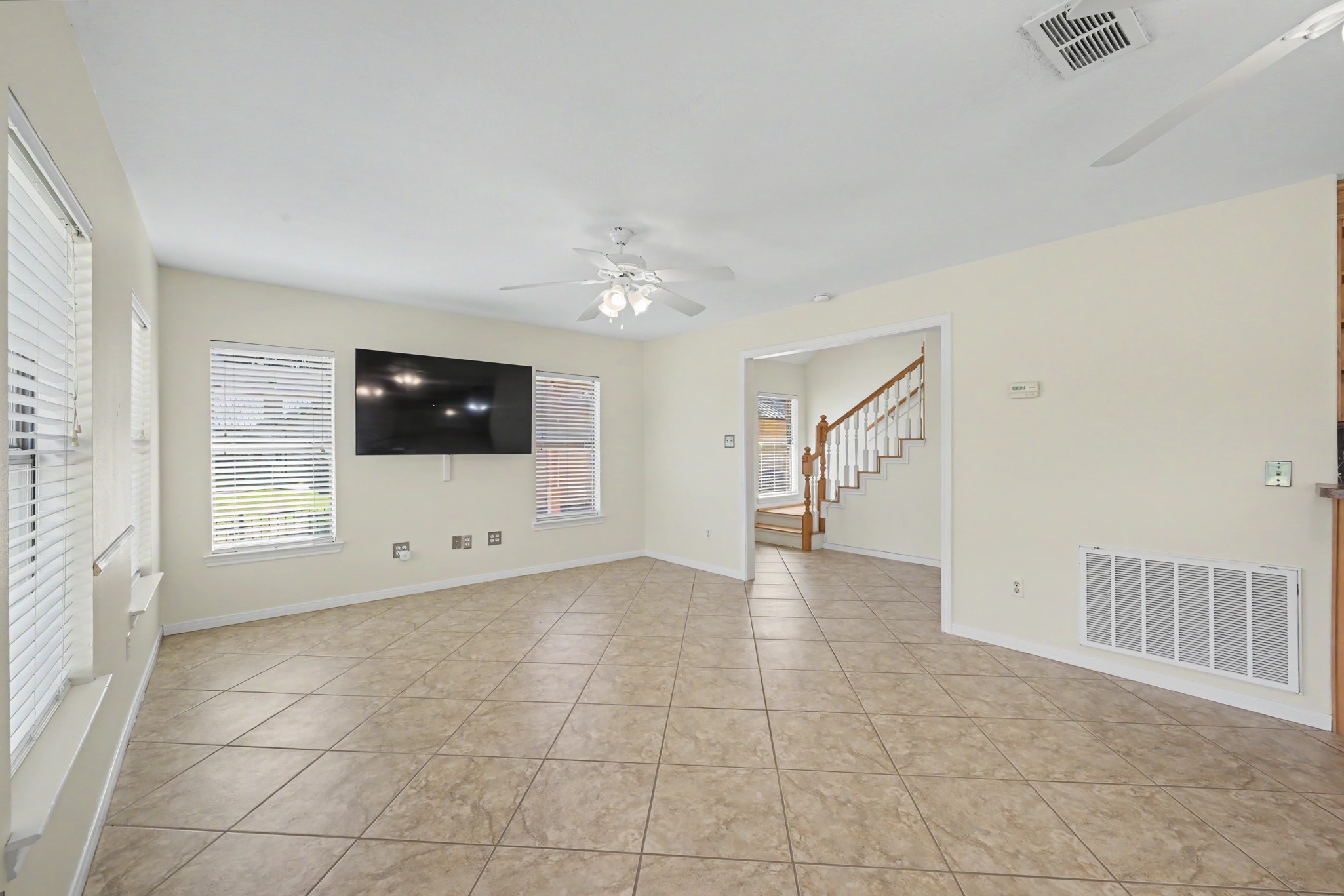 15 Lakeside Property Photo 17