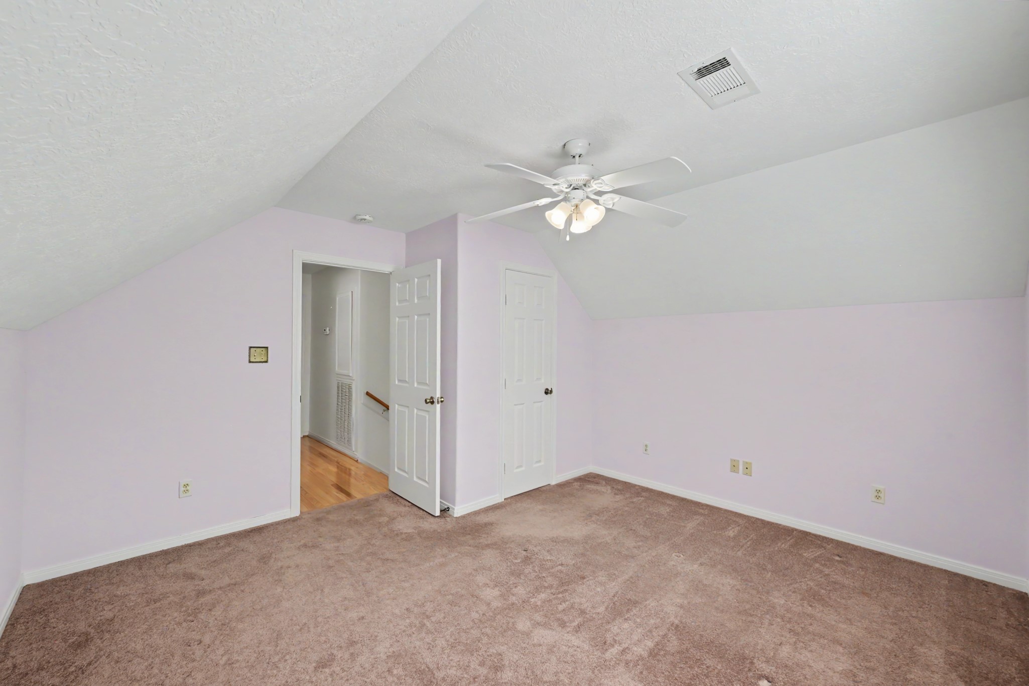 15 Lakeside Property Photo 26