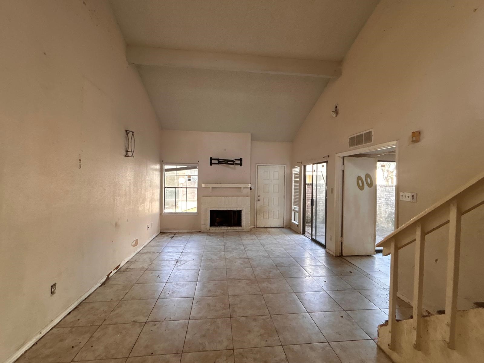6245 Ludington Drive 23-923 Property Photo 4