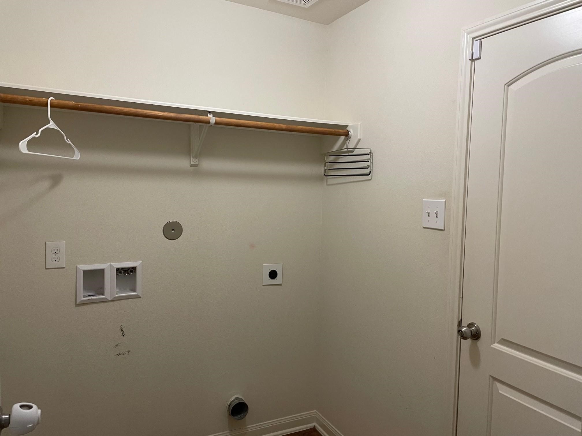 1215 Wallflower Avenue Property Photo 12