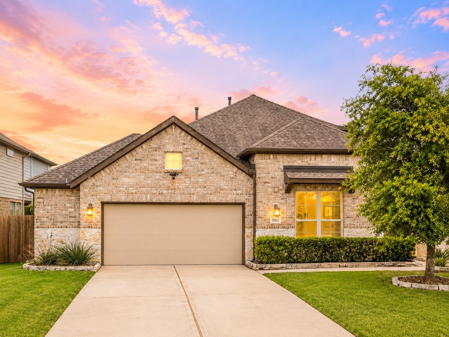 3002 Golden Honey Lane
