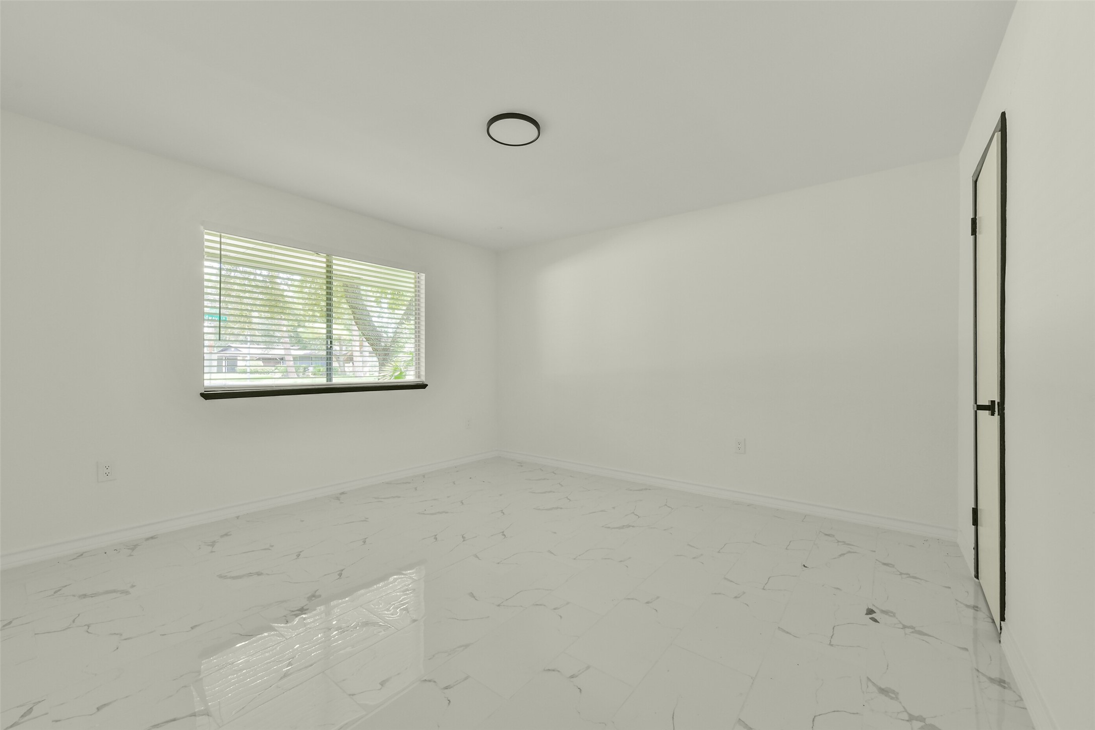 1616 Redway Lane Property Photo 23