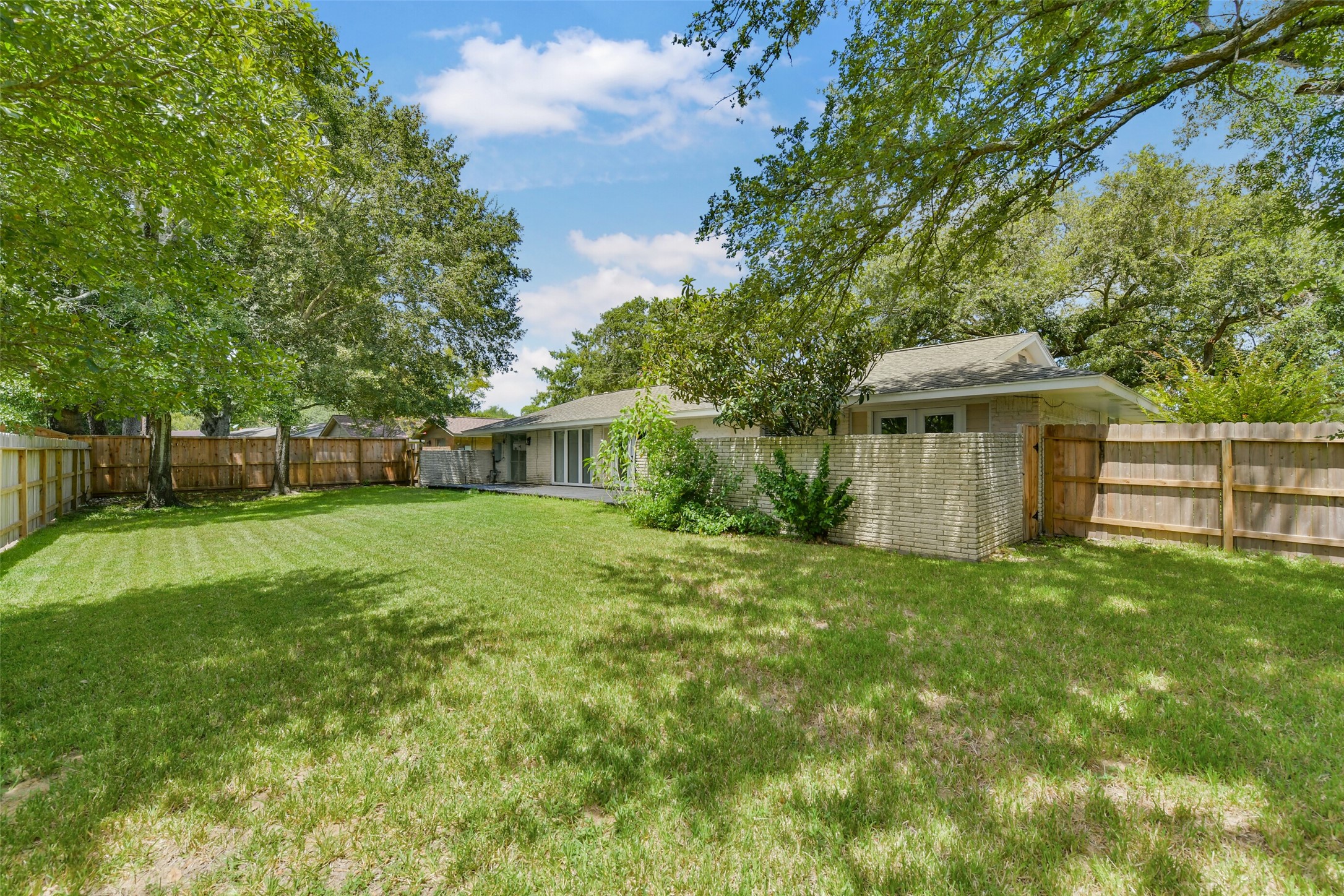 1616 Redway Lane Property Photo 29