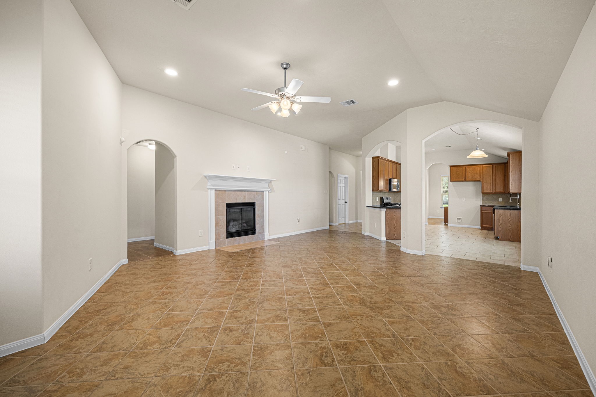 24802 Tribeca Lane Property Photo 11