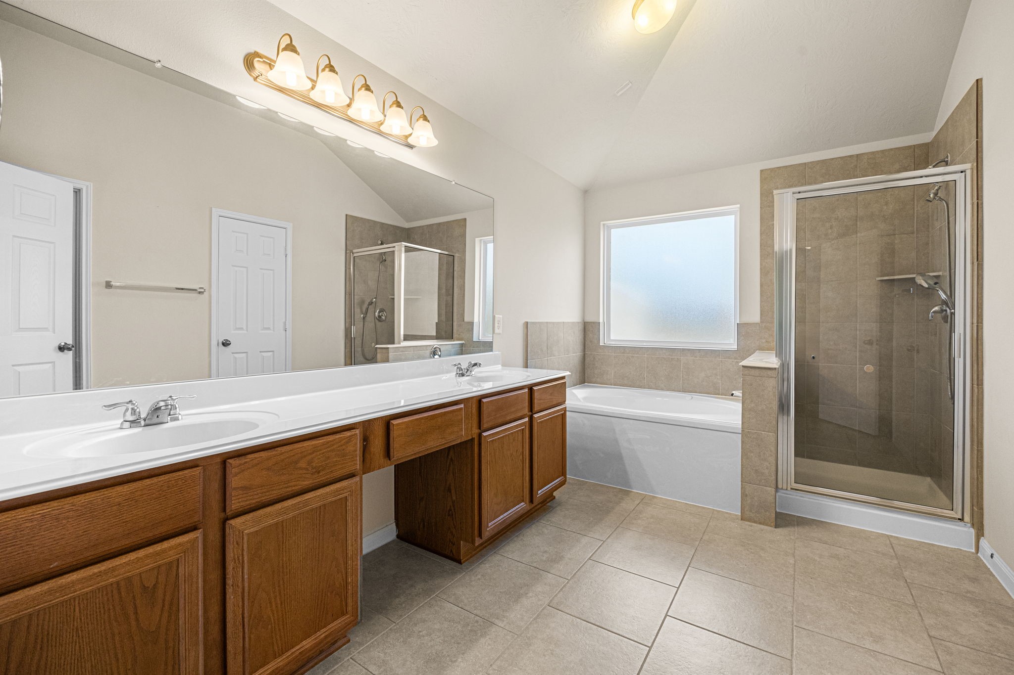 24802 Tribeca Lane Property Photo 14