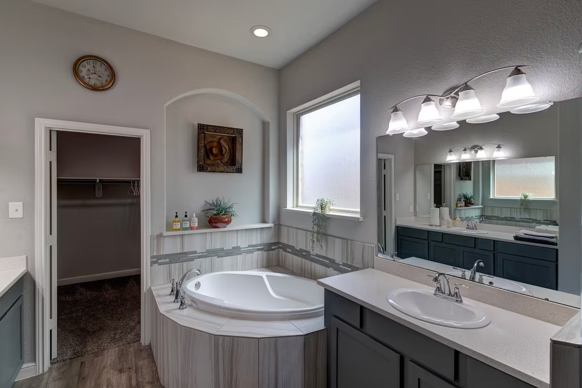 3939 Siderno Drive Property Photo 8