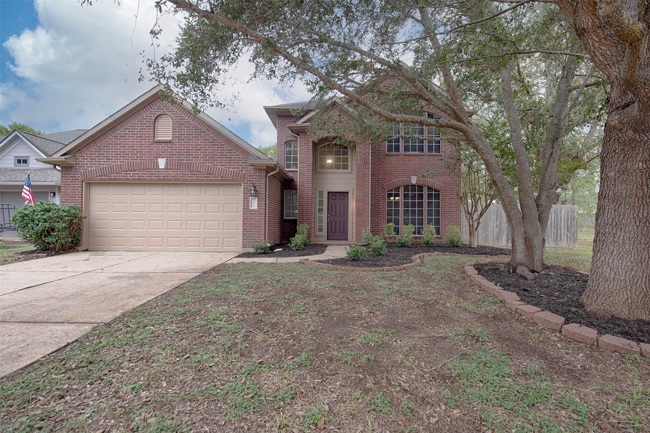 10411 Village Lake Drive Property Photo 1