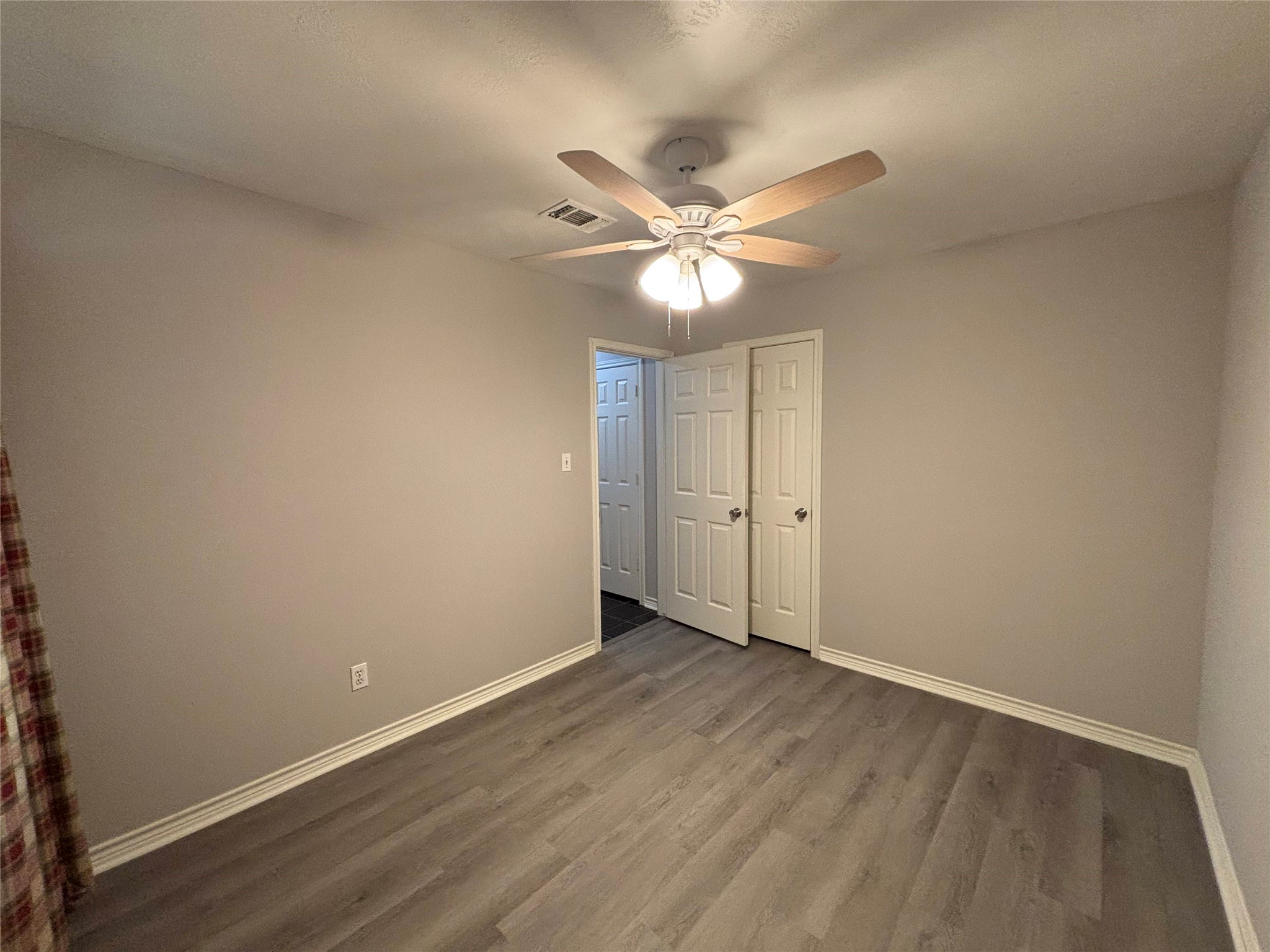 415 Shawnee Drive Property Photo 18