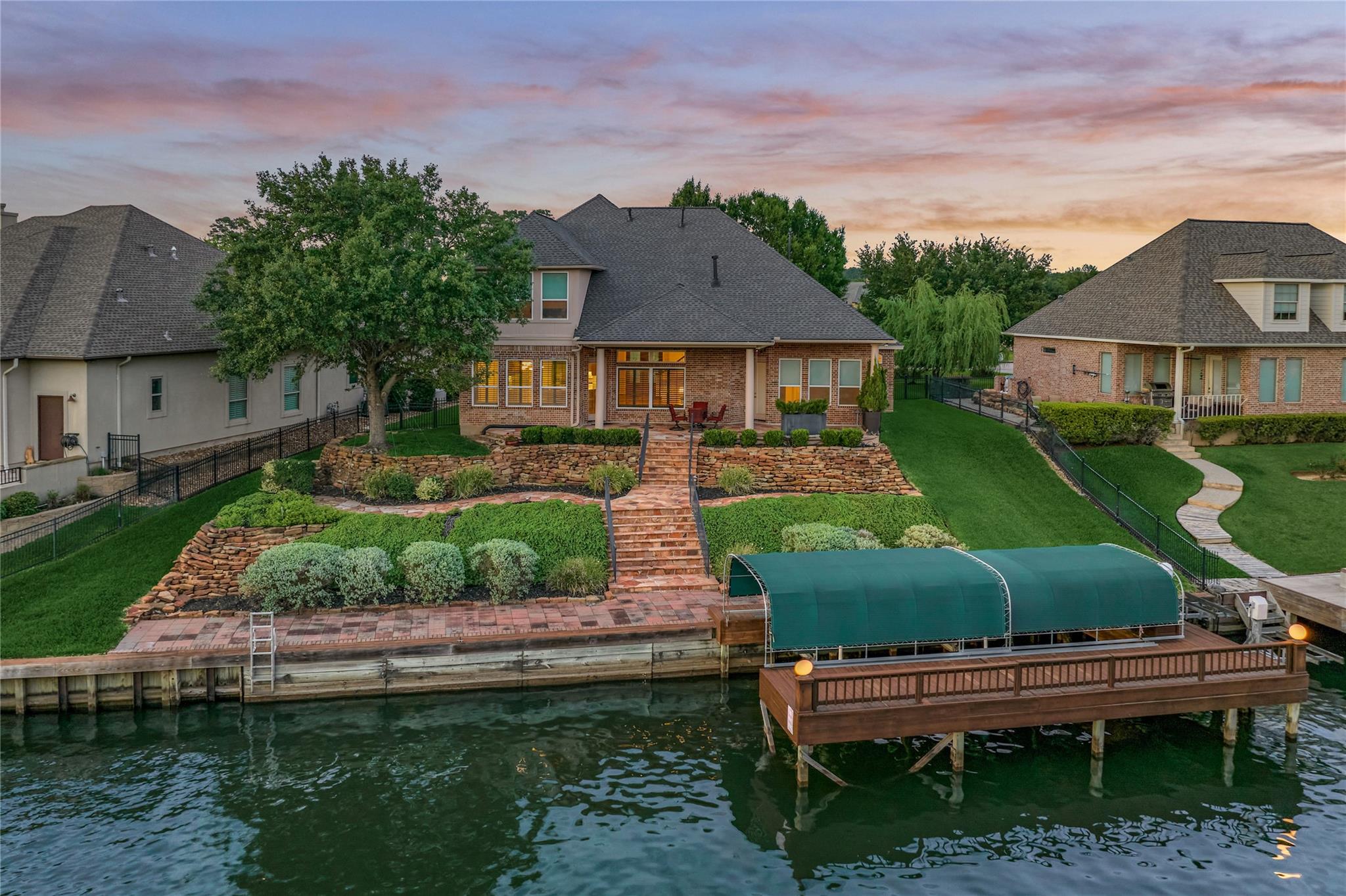 12336 Oak Bend Circle, Conroe TX 77304 Property Photo 1