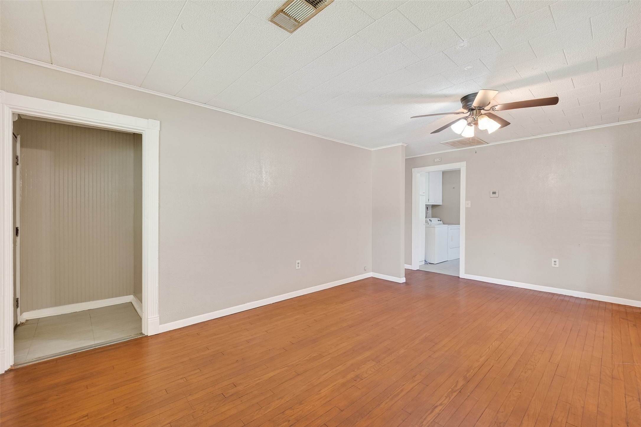 602 Parkway Street Property Photo 6