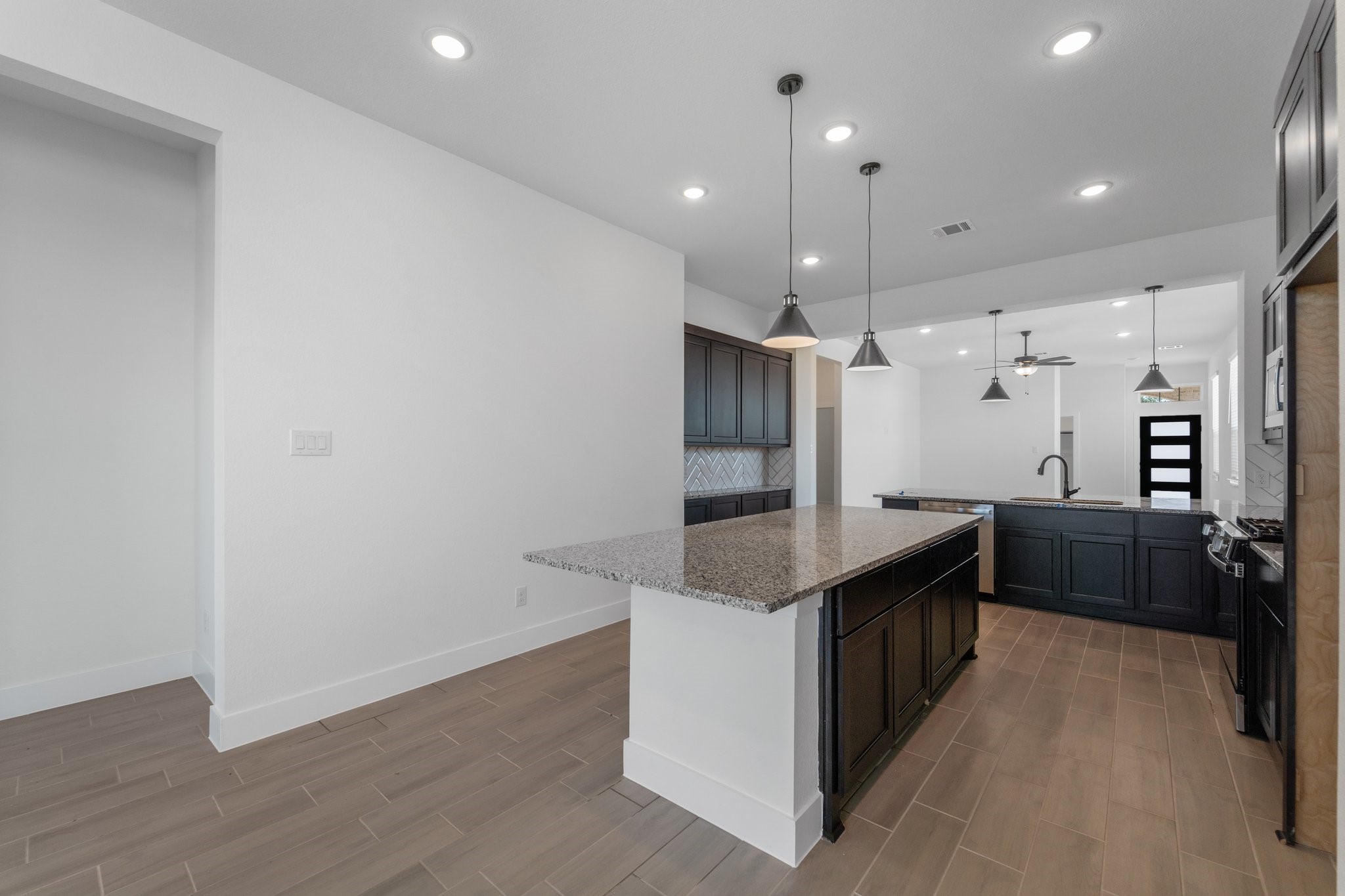 30918 Evening Skye Drive Property Photo 5